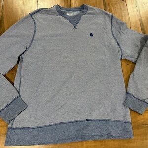Izod Saltwater Men’s Crewneck Sweatshirt, Size Small, Blue/White Stripes